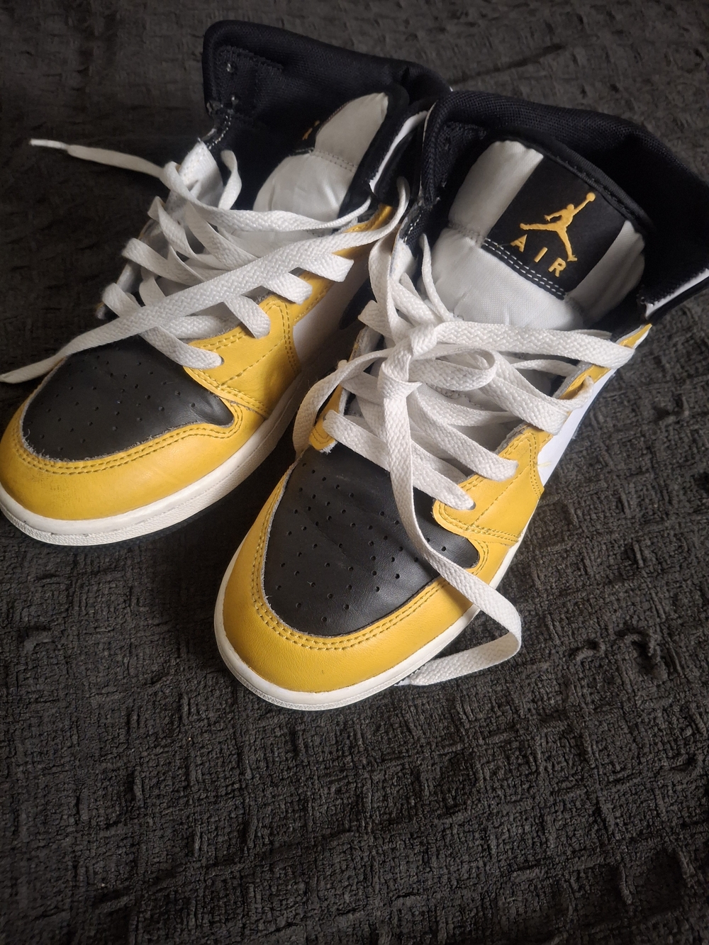 Nike Kids Yellow, Black & White High-Top Sneakers